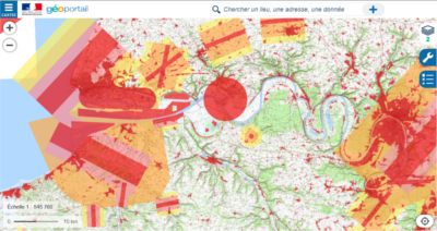 Des cartes aux zones colorées - @ geoportail.gouv.fr